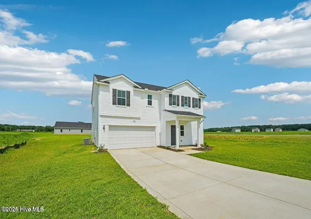 Photo 2 of Single family home for sale at 401 Piper Pointe Dr, Pikeville, NC 27863 | MLS# 100602326 | Listing updated on 2026-09-09