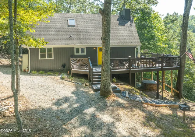 Photo 3 of Single family home for sale at 100 Stephens Ln, Murphy, NC 28906 | MLS# 100602322 | Listing updated on 2026-09-09