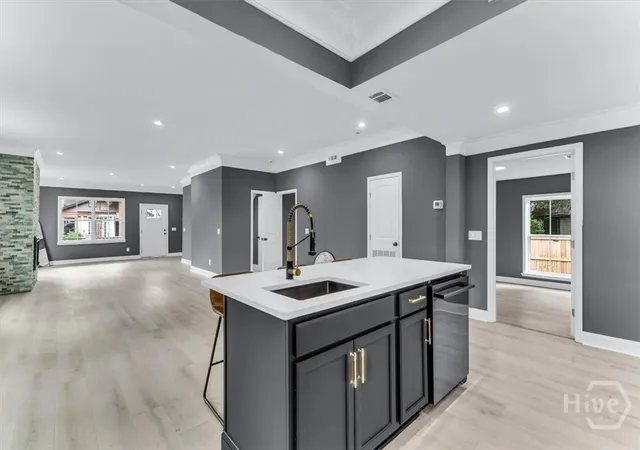 Photo 4 of Single family home for sale at 802 W 44th Street, Savannah, GA 31405 | MLS# SA364594 | Listing updated on 2026-09-15