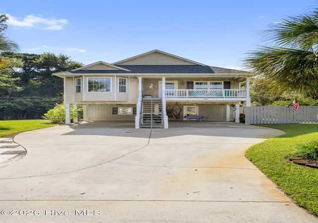 Photo 4 of Single family home for sale at 401 Donzi Ct, Carolina Beach, NC 28428 | MLS# 100602728 | Listing updated on 2026-09-25