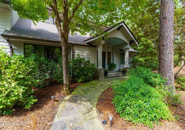 Photo 2 of Mansion for sale at 35 Bel Air Dr, Pinehurst, NC 28374 | MLS# 100601345 | Listing updated on 2026-09-04