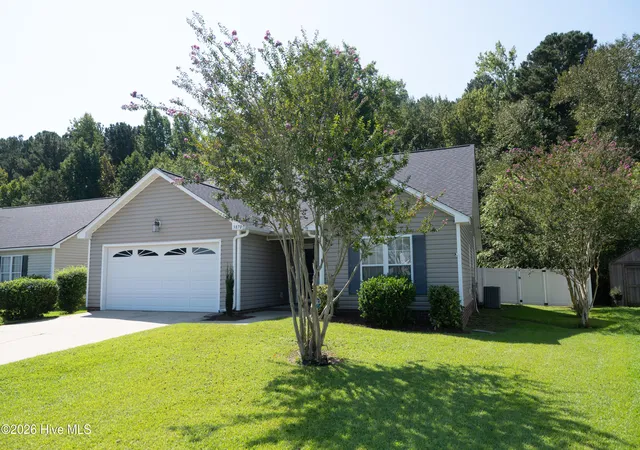 Photo 3 of Single family home for sale at 3870 Countryaire Dr, Ayden, NC 28513 | MLS# 100602137 | Listing updated on 2026-09-15