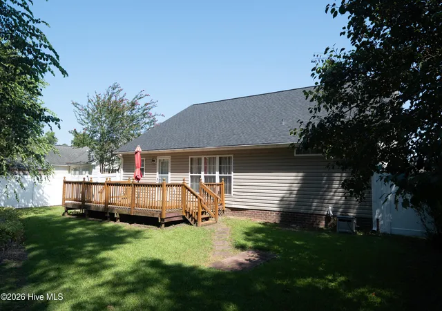 Photo 4 of Single family home for sale at 3870 Countryaire Dr, Ayden, NC 28513 | MLS# 100602137 | Listing updated on 2026-09-15