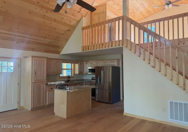 Photo 3 of Single family home for sale at 44 Tall Shadow Rd, Murphy, NC 28906 | MLS# 100603303 | Listing updated on 2026-09-14
