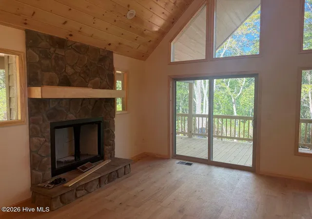 Photo 4 of Single family home for sale at 44 Tall Shadow Rd, Murphy, NC 28906 | MLS# 100603303 | Listing updated on 2026-09-14