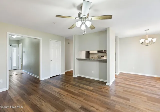 Listing Photo 5 - Condo for sale in building located at 709 Summertime Ln, Wilmington, NC 28405 - Unit #C