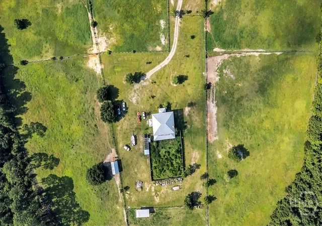 Photo 4 of Land for sale at 1075 Osteen Rd, Bloomingdale, GA 31302 | MLS# SA334900 | Listing updated on 2026-10-19