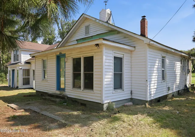 Photo 3 of Single family home for sale at 105 Brick Kiln Rd, Washington, NC 27889 | MLS# 100600724 | Listing updated on 2026-09-14