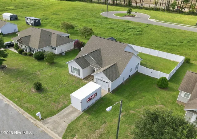 Photo 3 of Single family home for sale at 327 Tamarack Dr, Ayden, NC 28513 | MLS# 100602583 | Listing updated on 2026-10-02