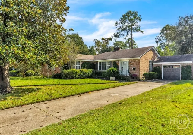 Photo 3 of Single family home for sale at 223 E 64th Street, Savannah, GA 31405 | MLS# SA363541 | Listing updated on 2026-09-12
