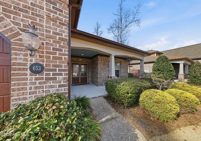 Photo 3 of Townhouse for sale at 653 Jenoa Loop, Castle Hayne, NC 28429 | MLS# 100602842 | Listing updated on 2026-09-19
