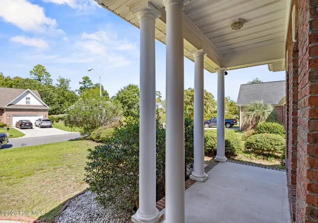 Photo 3 of Single family home for sale at 5212 Crosswinds Dr, Wilmington, NC 28409 | MLS# 100601748 | Listing updated on 2026-09-14