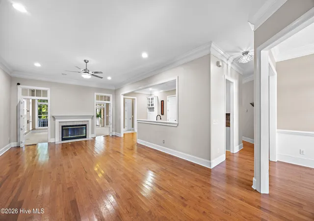 Photo 4 of Single family home for sale at 5212 Crosswinds Dr, Wilmington, NC 28409 | MLS# 100601748 | Listing updated on 2026-09-14