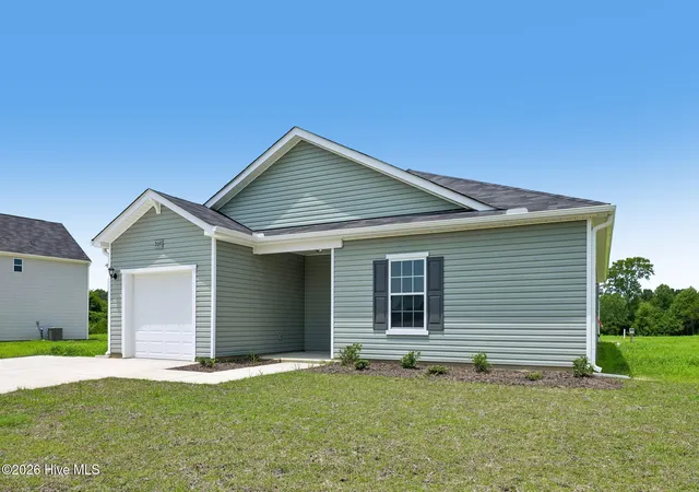 Photo 3 of Single family home for sale at 209 Hallwood Dr, Pikeville, NC 27863 | MLS# 100600795 | Listing updated on 2026-09-03