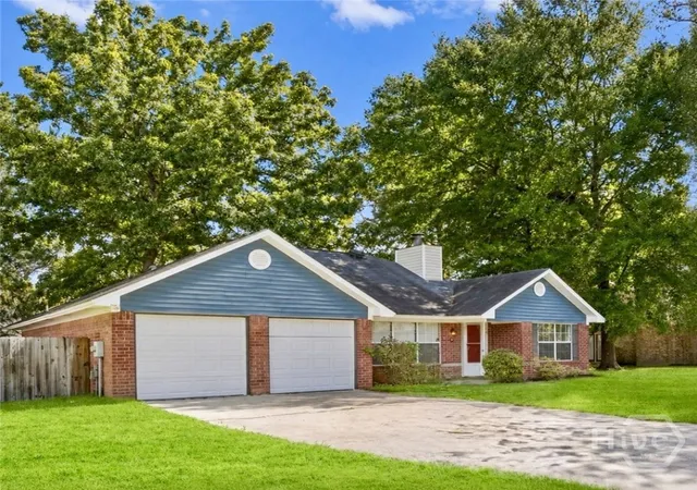 Photo 1 of Single family home for sale at 27 Jack Snipe Ct E, Richmond Hill, GA 31324 | MLS# SA363672 | Listing updated on 2026-09-04