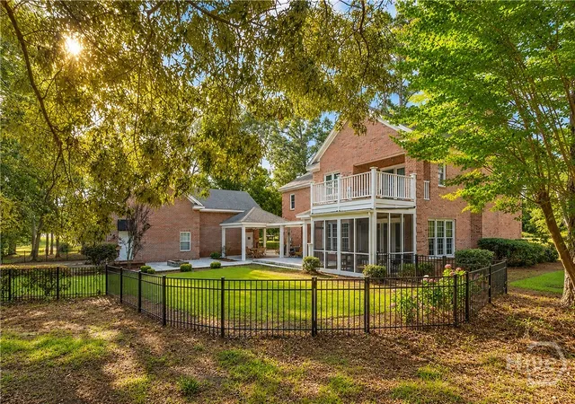 Photo 3 of Single family home for sale at 3 Pine Lakes Pt, Savannah, GA 31405 | MLS# SA363173 | Listing updated on 2026-10-08