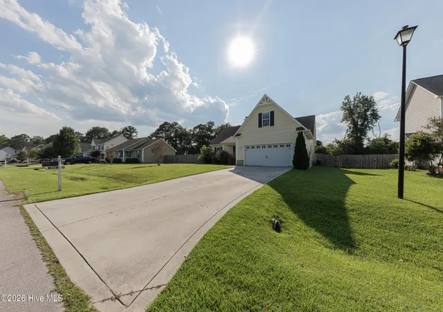 Photo 3 of Single family home for sale at 131 Louie Ln, Jacksonville, NC 28540 | MLS# 100601131 | Listing updated on 2026-09-03