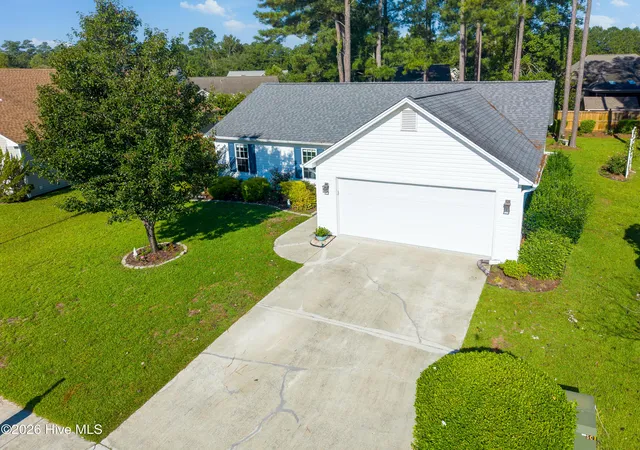 Photo 3 of Single family home for sale at 1009 Winterberry Cir, Leland, NC 28451 | MLS# 100602320 | Listing updated on 2026-09-16
