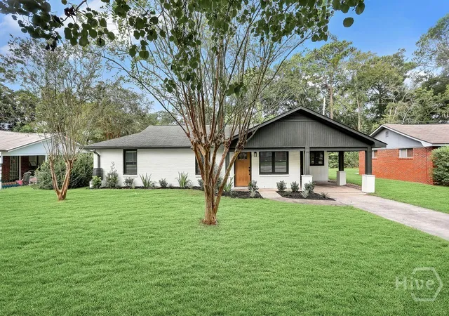 Single family home for sale at 109 Bowman Ave, Savannah, GA 31408 | MLS# SA363798