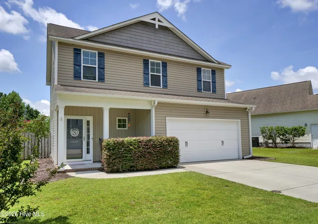 Photo 2 of Single family home for sale at 1528 Stones Edge Loop, Wilmington, NC 28405 | MLS# 100601356 | Listing updated on 2026-09-13