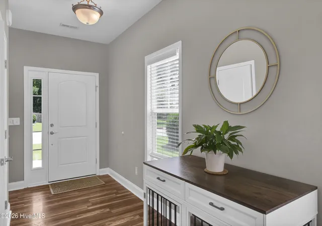 Photo 4 of Single family home for sale at 1528 Stones Edge Loop, Wilmington, NC 28405 | MLS# 100601356 | Listing updated on 2026-09-13