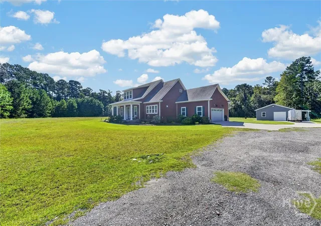 Photo 3 of Single family home for sale at 676 Dunham Marsh Trl, Richmond Hill, GA 31324 | MLS# SA364519 | Listing updated on 2026-09-14
