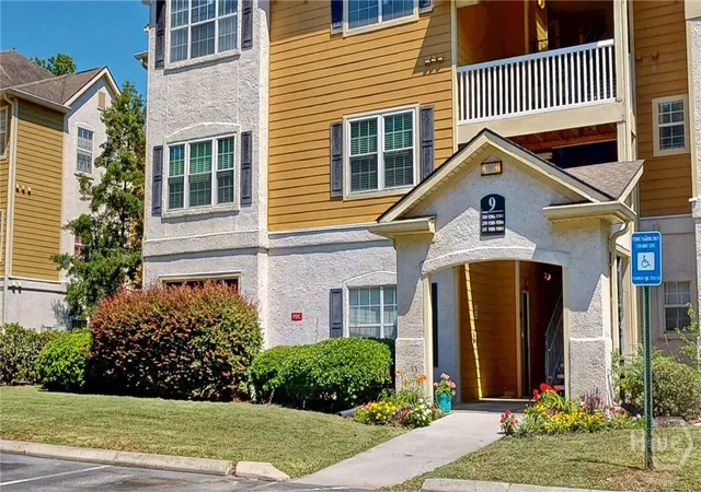 Photo 3 of Condo for sale at 9102 Walden Park Dr, Savannah, GA 31410 | MLS# SA356380 | Listing updated on 2026-09-07