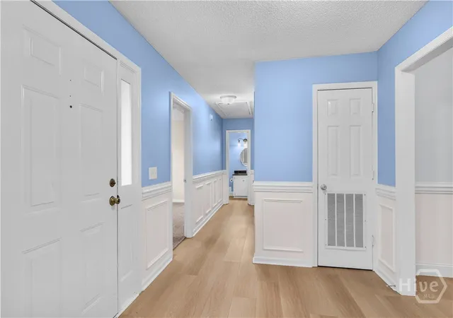 Photo 3 of Single family home for sale at 612 Trevor St, Hinesville, GA 31313 | MLS# SA355761 | Listing updated on 2026-09-09