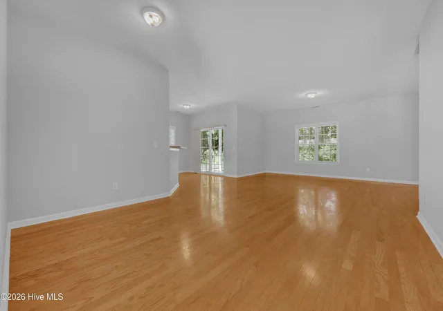 Photo 4 of Single family home for sale at 6801 Buckhurst Ct, Wilmington, NC 28411 | MLS# 100600483 | Listing updated on 2026-09-30