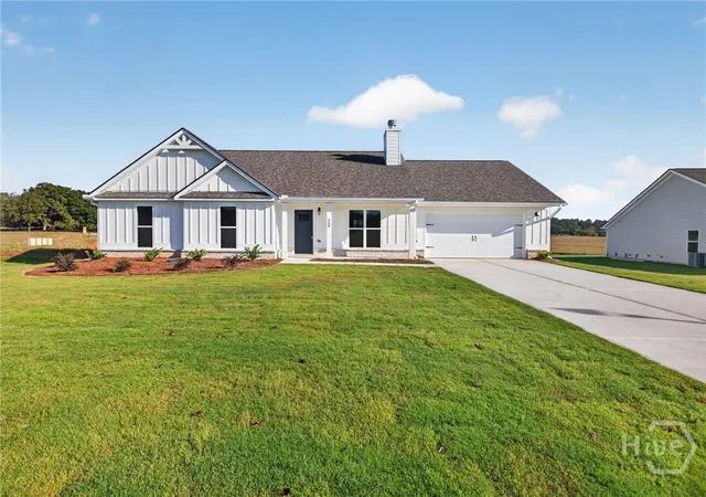 Photo 1 of Single family home for sale at 408 Seashell Ct #14, Statham, GA 30666 | MLS# CL362867 | Listing updated on 2026-10-29