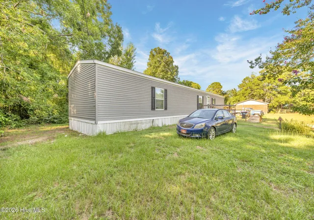 Photo 3 of Manufactured home for sale at 712 Battley Dairy Rd, Rockingham, NC 28379 | MLS# 100603427 | Listing updated on 2026-09-14