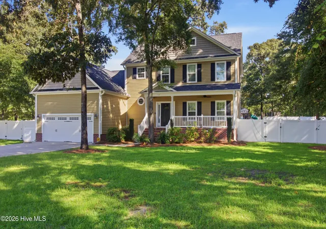 Photo 1 of Single family home for sale at 120 Ferret Run Ln, New Bern, NC 28562 | MLS# 100598141 | Listing updated on 2026-09-20
