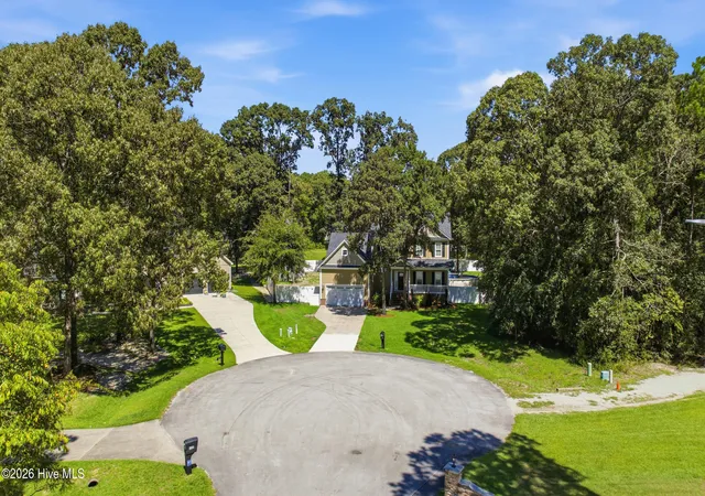 Photo 3 of Single family home for sale at 120 Ferret Run Ln, New Bern, NC 28562 | MLS# 100598141 | Listing updated on 2026-09-20