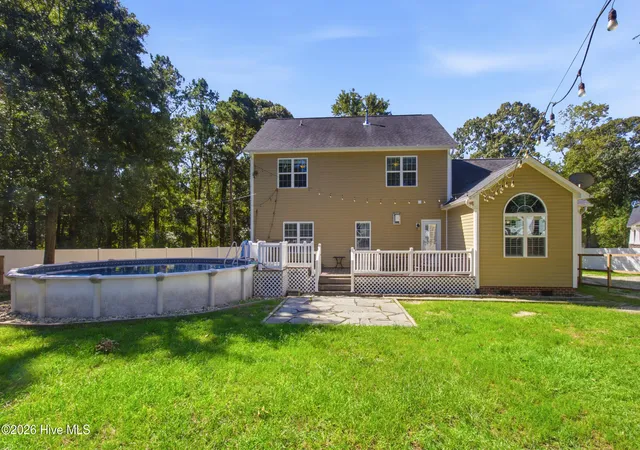 Photo 4 of Single family home for sale at 120 Ferret Run Ln, New Bern, NC 28562 | MLS# 100598141 | Listing updated on 2026-09-20