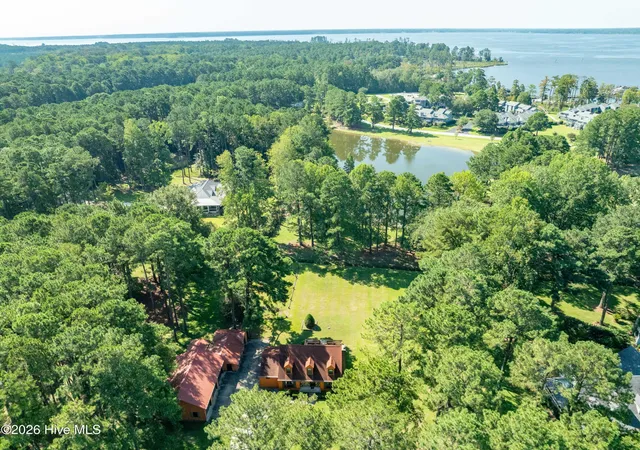 Photo 3 of Single family home for sale at 104 Sandpiper Bay Rd, Washington, NC 27889 | MLS# 100602081 | Listing updated on 2026-09-17