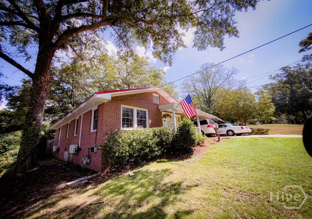 Photo 2 of Single family home for sale at 62 Oak St, Elberton, GA 30635 | MLS# CL364266 | Listing updated on 2026-09-10