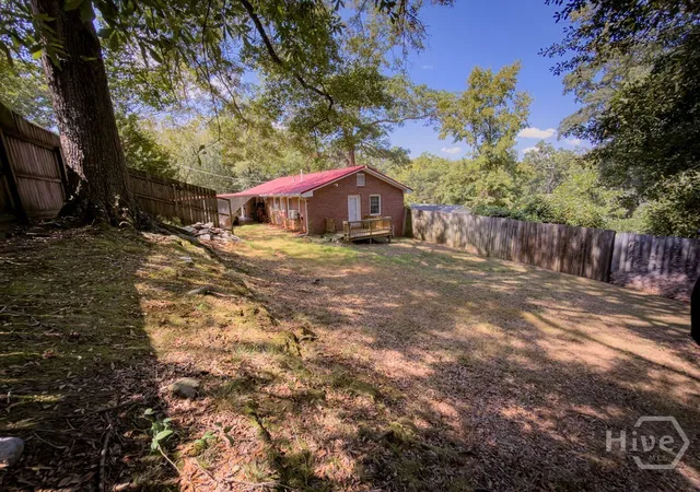 Photo 4 of Single family home for sale at 62 Oak St, Elberton, GA 30635 | MLS# CL364266 | Listing updated on 2026-09-10