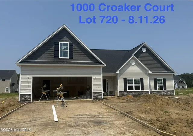 Photo 1 of Single family home for sale at 1000 Croaker Ct, New Bern, NC 28562 | MLS# 100574902 | Listing updated on 2026-09-04