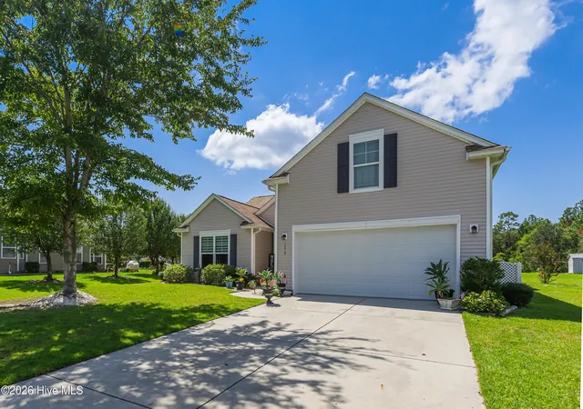 Photo 3 of Single family home for sale at 5019 Pierhead Ct, Southport, NC 28461 | MLS# 100603300 | Listing updated on 2026-09-16