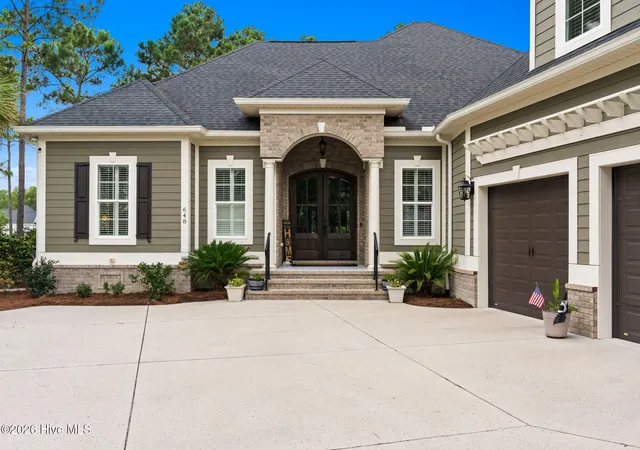 Photo 4 of Single family home for sale at 648 Barons Ct SW, Ocean Isle Beach, NC 28469 | MLS# 100601170 | Listing updated on 2026-09-08