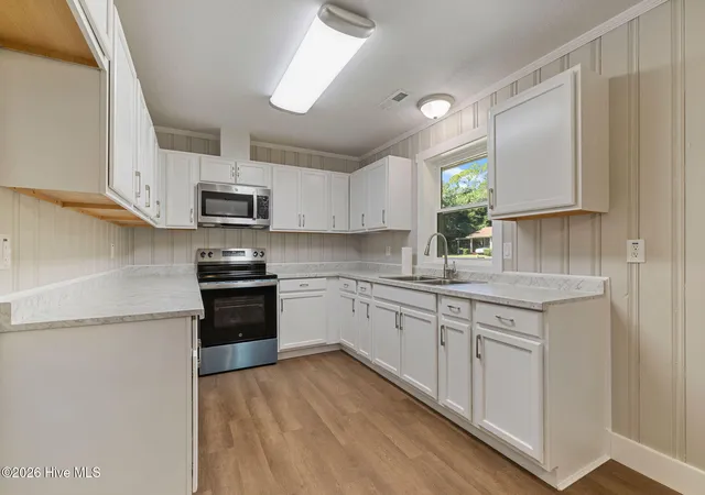 Photo 4 of Single family home for sale at 315 Hines St, Snow Hill, NC 28580 | MLS# 100603451 | Listing updated on 2026-09-21