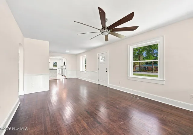 Photo 3 of Single family home for sale at 301 W 15th Street, Washington, NC 27889 | MLS# 100600463 | Listing updated on 2026-09-17