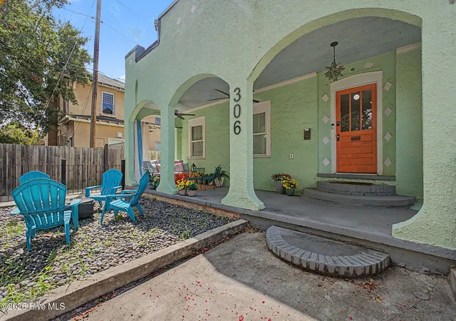 Photo 3 of Single family home for sale at 306 Ellis St, Augusta, GA 30901 | MLS# 100602160 | Listing updated on 2026-09-13
