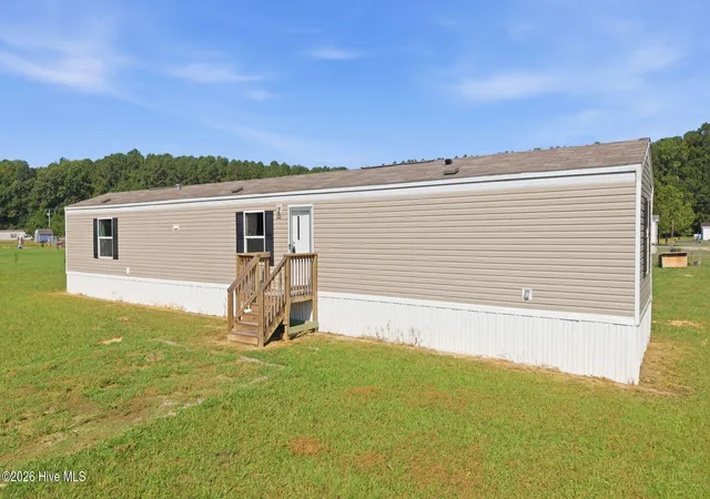 Photo 3 of Single family home for sale at 208 Meadow Dr, Rich Square, NC 27869 | MLS# 100601794 | Listing updated on 2026-10-27