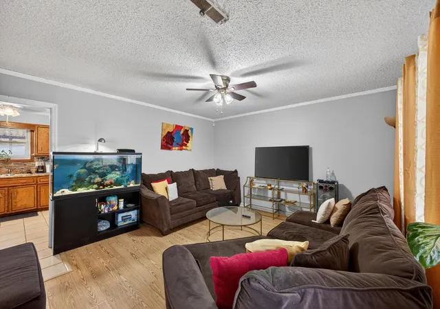 Photo 3 of Single family home for sale at 2914 Cumberland Dr, Augusta, GA 30906 | MLS# 98252470 | Listing updated on 2026-09-08