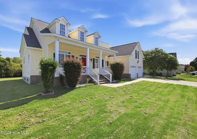 Photo 2 of Single family home for sale at 1203 Coral Reef Ct, New Bern, NC 28560 | MLS# 100602786 | Listing updated on 2026-09-12