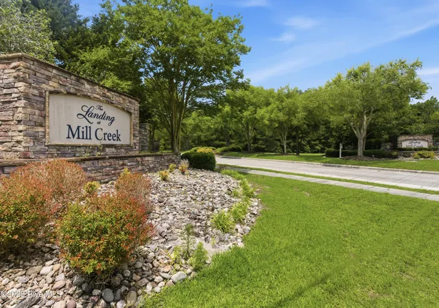 Photo 2 of Single family home for sale at 412 Bald Cypress Ln, Sneads Ferry, NC 28460 | MLS# 100602836 | Listing updated on 2026-09-20