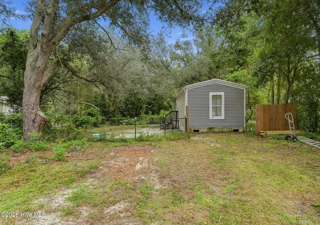 Photo 17 of Manufactured home for sale at 198 Redwood Rd, Southport, NC 28461 | MLS# 100602097 | Listing updated on 2026-10-09