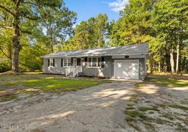 Photo 2 of Single family home for sale at 110 Boulder Ln, Jacksonville, NC 28540 | MLS# 100601072 | Listing updated on 2026-09-03