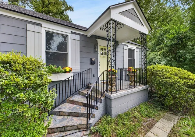 Photo 1 of Single family home for sale at 316 E 57th Street, Savannah, GA 31405 | MLS# SA365805 | Listing updated on 2026-10-09